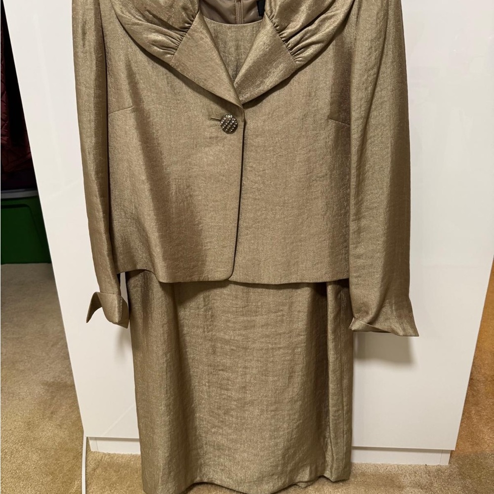 Champagne Gold Shimmer 2-Piece Skirt Suit | Elegant Jacket & Dress Set | Formal - Picture 11 of 12